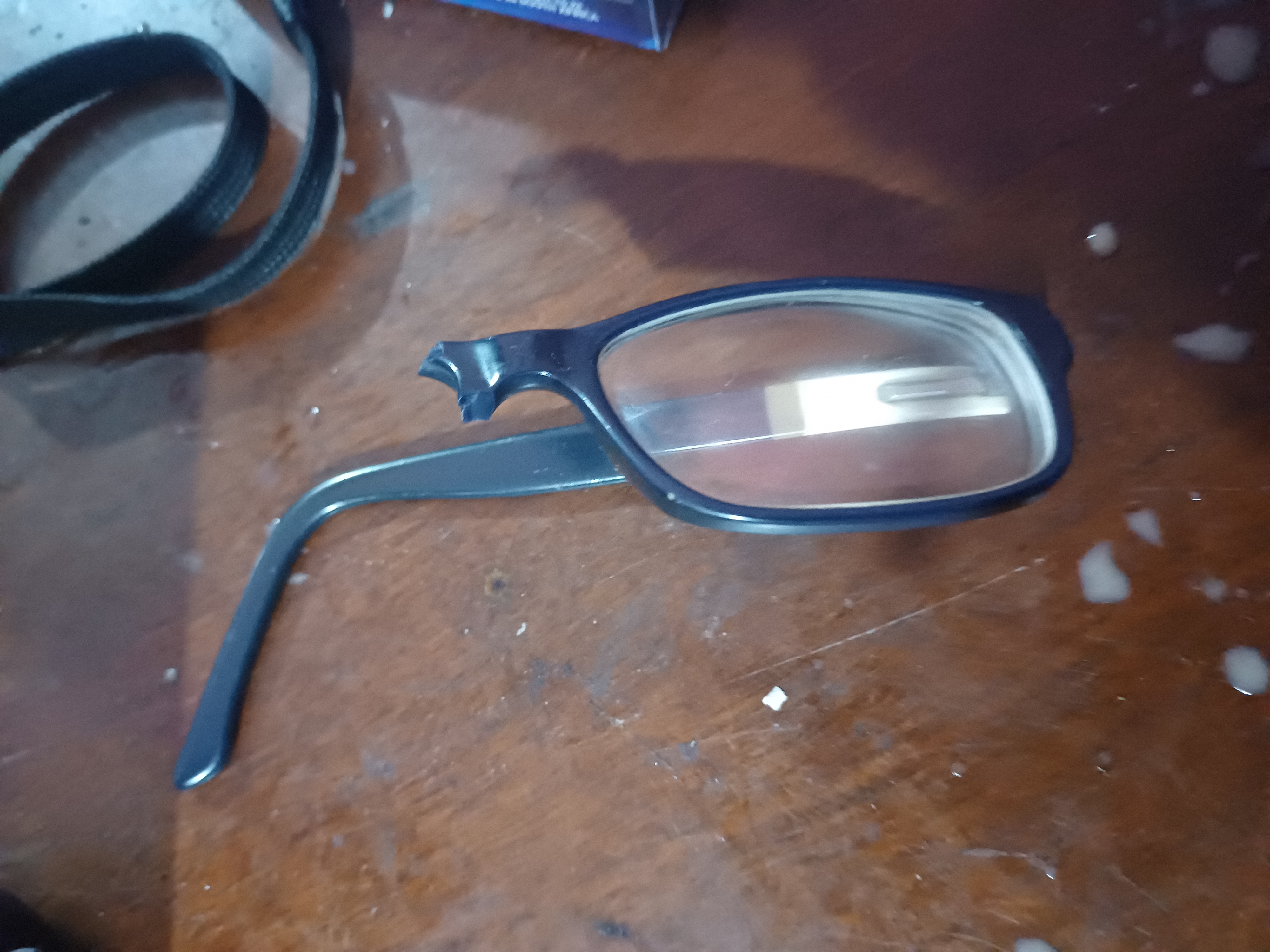 Broken Glasses